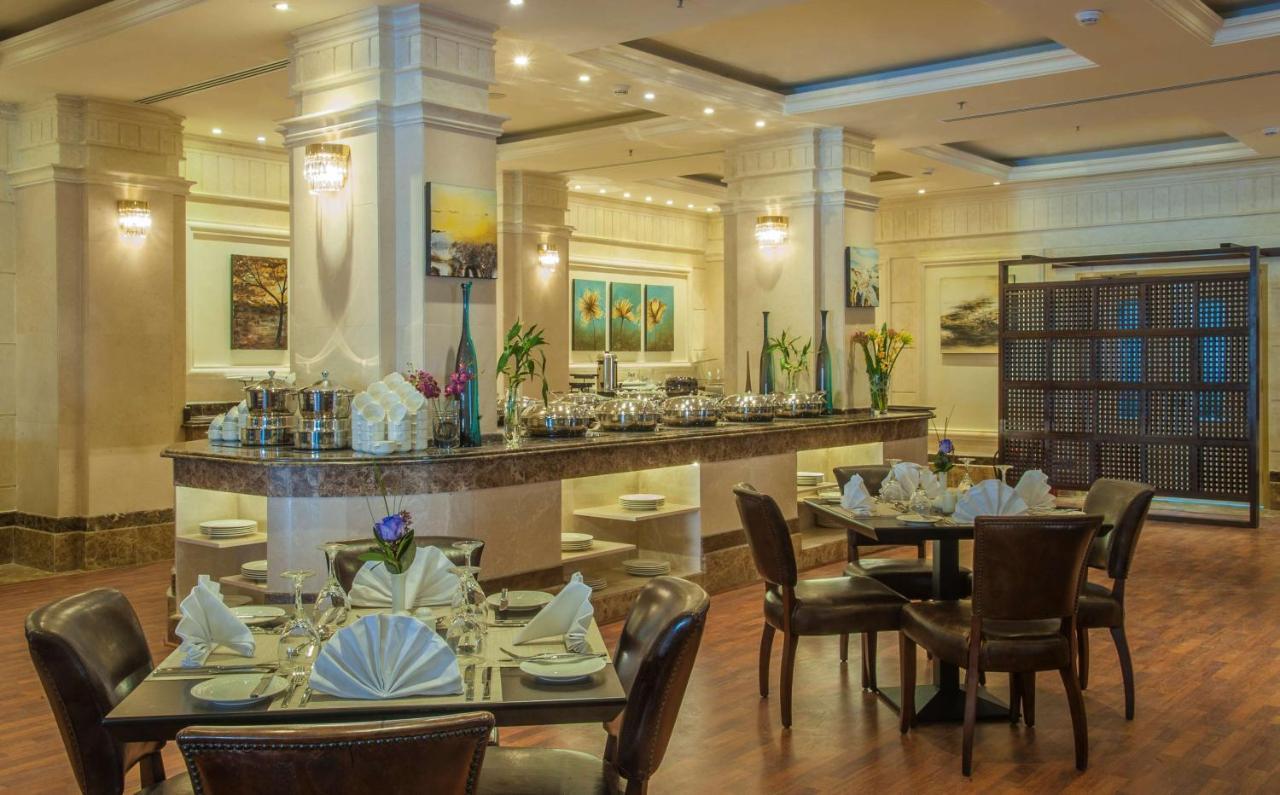 Radisson Blu Hotel, Dhahran Al Khobar Ngoại thất bức ảnh