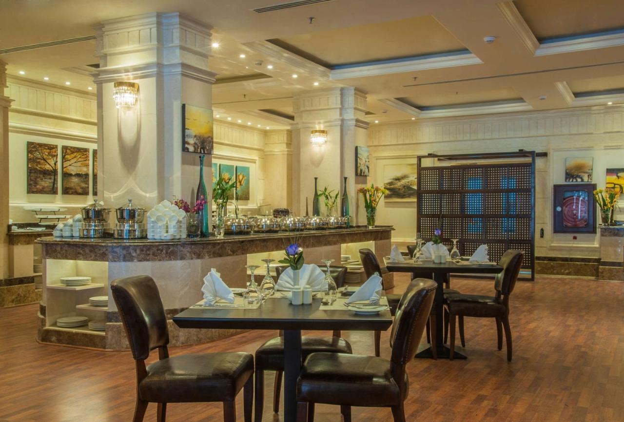 Radisson Blu Hotel, Dhahran Al Khobar Ngoại thất bức ảnh