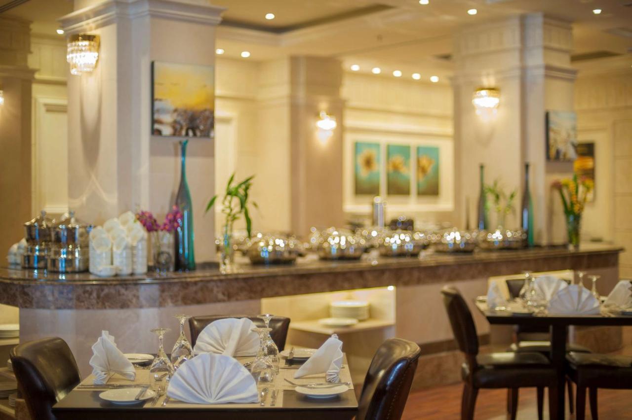 Radisson Blu Hotel, Dhahran Al Khobar Ngoại thất bức ảnh