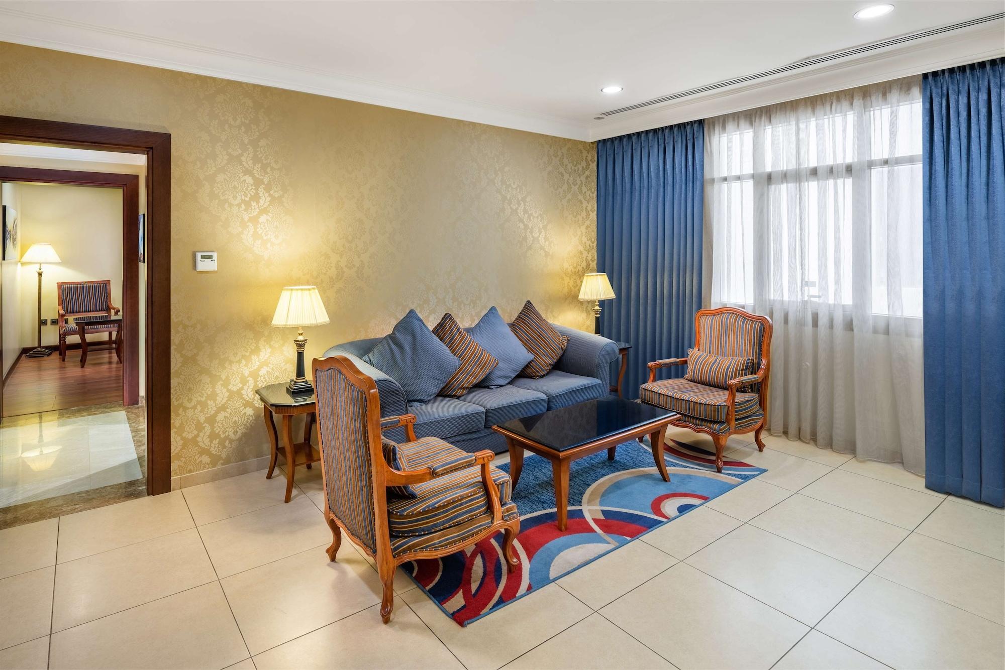 Radisson Blu Hotel, Dhahran Al Khobar Ngoại thất bức ảnh